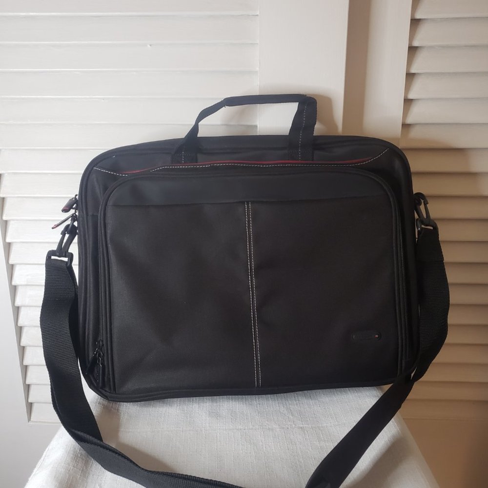 Excellent Condition!! Targus Computer Briefcase W… - image 2